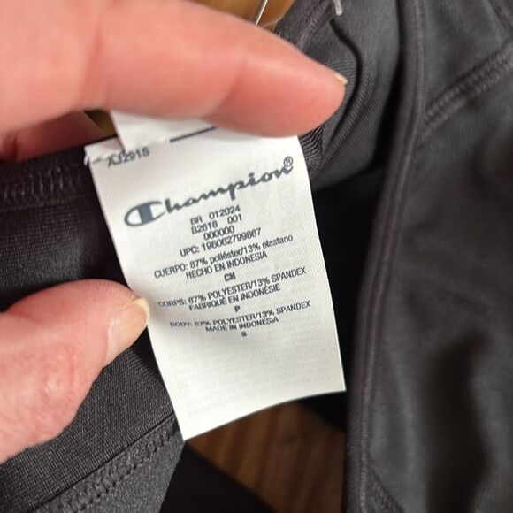 ✨NWT✨Champion Sports Bra Black Size Small - Picture 6 of 6